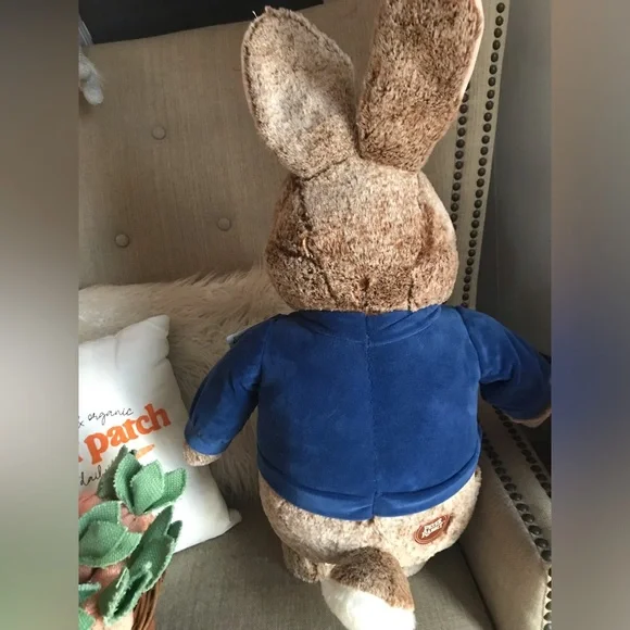 Large Peter Rabbit - Picture 2 of 2